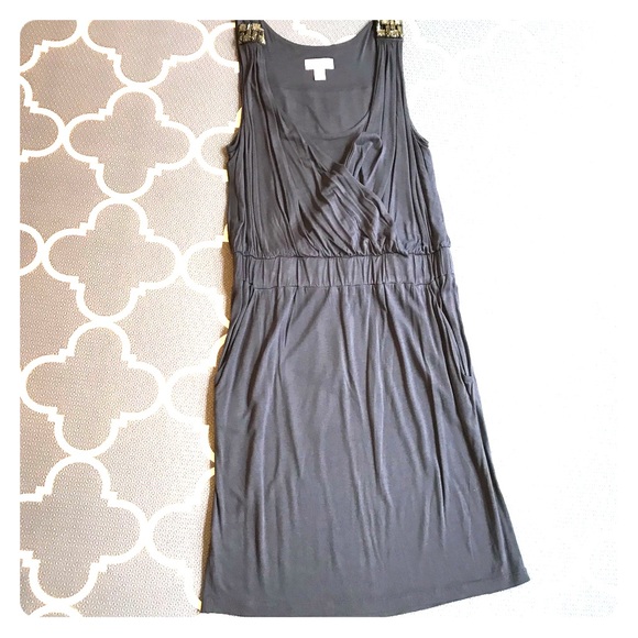 LOFT Dresses & Skirts - LOFT gray dress with pockets!